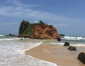 Parrot Rock Beach - Mirissa